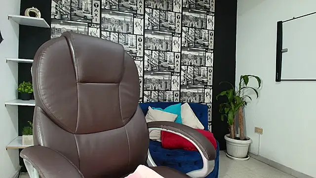 Mia Morelli  online show from September 28, 4:19 am