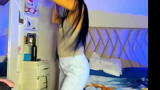 Candy violetta  online show from September 12, 7:02 pm