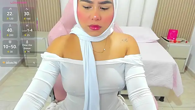 Snapshot of Zurah_bashar chatting on October 18, 12:29 pm Zurah bashar online show from October 18, 12:29 pm