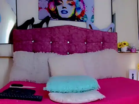 Snapshot of Lesly_Zafiro- chatting on October 2, 5:27 pm Lesly Zafiro- online show from October 2, 5:27 pm