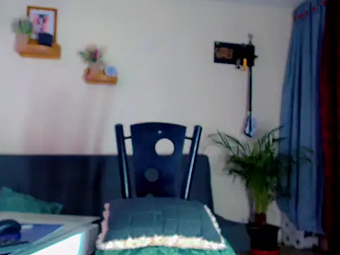 Snapshot of Lesly_Zafiro- chatting on September 8, 5:45 pm Lesly Zafiro- online show from September 8, 5:45 pm