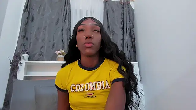 Mistt Mia online show from October 29, 7:24 pm