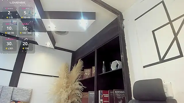 SamaraAnders  online show from March 17, 4:59 am