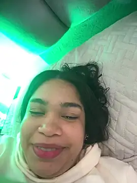 SamaraAnders  online show from April 13, 5:11 am