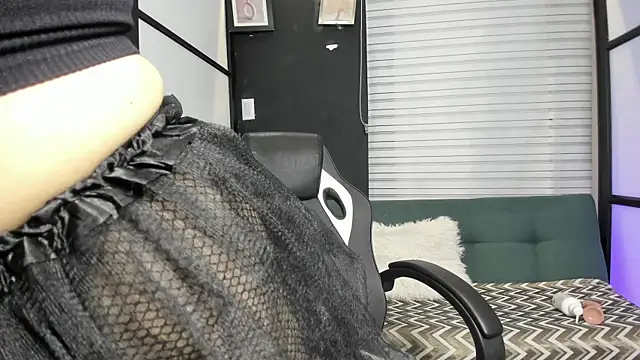 SamaraAnders  online show from November 1, 5:03 am