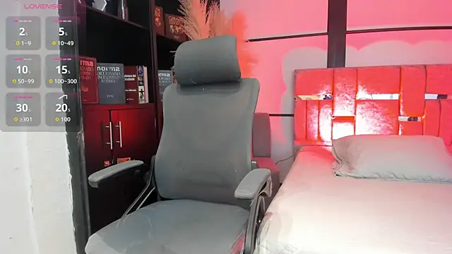 SamaraAnders  online show from March 21, 5:19 am