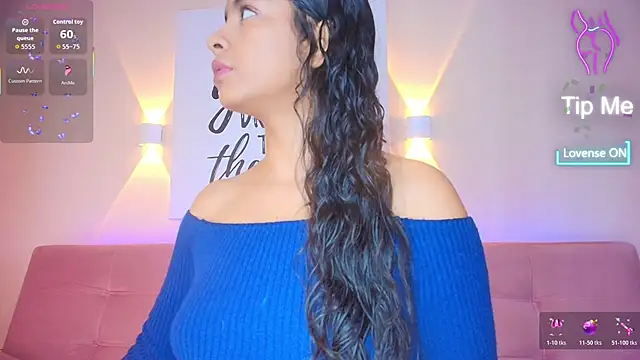 SunnyGilmoree online show from November 28, 8:09 pm