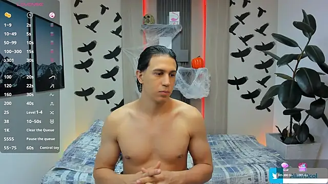 Snapshot of alan_nd_kevin chatting on October 17, 7:04 pm alan nd kevin online show from October 17, 7:04 pm