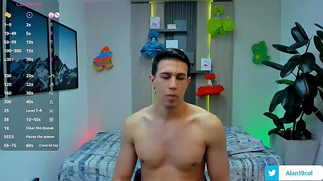 Snapshot of alan_nd_kevin chatting on May 4, 7:06 pm alan nd kevin online show from May 4, 7:06 pm