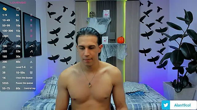 Snapshot of alan_nd_kevin chatting on October 4, 7:04 pm alan nd kevin online show from October 4, 7:04 pm
