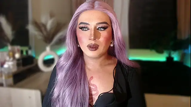 Snapshot of mslilly_croft chatting on February 6, 4:36 pm mslilly croft online show from February 6, 4:36 pm