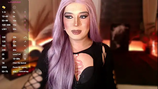 Snapshot of mslilly_croft chatting on March 1, 4:29 pm mslilly croft online show from March 1, 4:29 pm