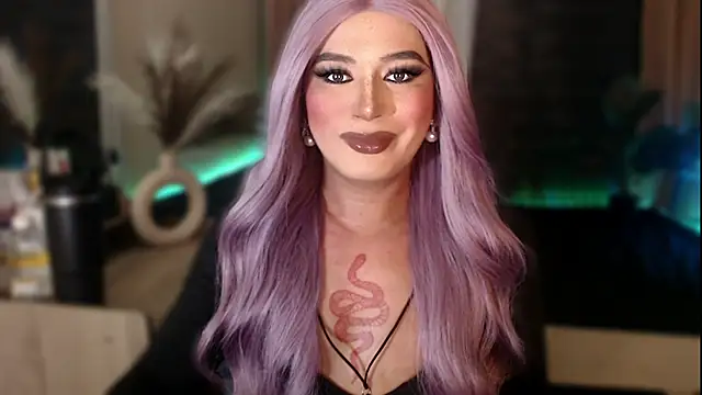 Snapshot of mslilly_croft chatting on February 4, 5:52 pm mslilly croft online show from February 4, 5:52 pm