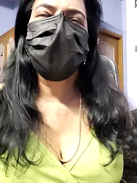 mallu-lover online show from November 13, 1:31 am