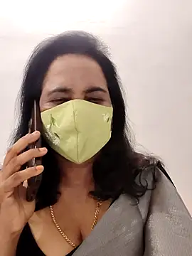 mallu-lover online show from January 6, 1:37 pm