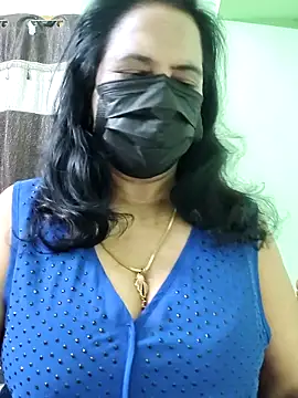 Snapshot of mallu-lover chatting on February 8, 4:21 am mallu-lover online show from February 8, 4:21 am