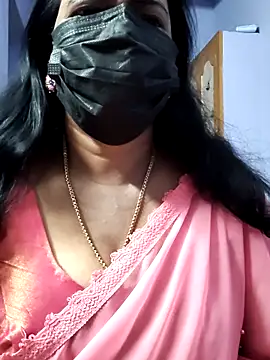 mallu-lover online show from October 28, 1:10 pm