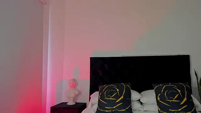 NoahLux online show from September 24, 7:20 pm