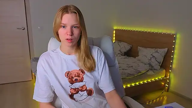  Gentle Angel Melissa  online show from March 19, 3:23 pm