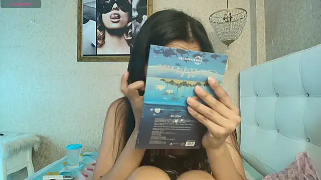 Snapshot of Miladiosa chatting on November 6, 12:09 pm Miladiosa online show from November 6, 12:09 pm