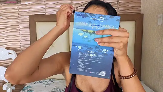 Snapshot of Miladiosa chatting on July 11, 12:16 pm Miladiosa online show from July 11, 12:16 pm
