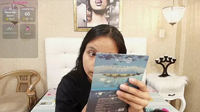 Snapshot of Miladiosa chatting on February 12, 12:38 pm Miladiosa online show from February 12, 12:38 pm