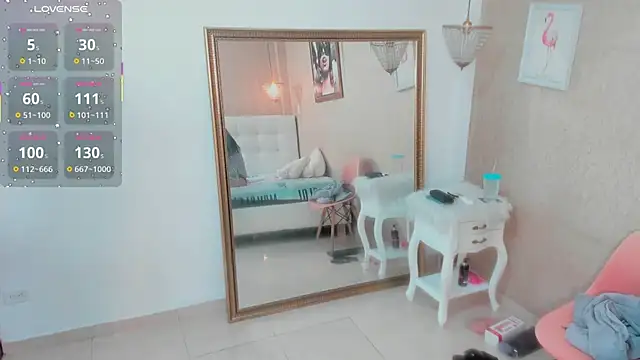 Snapshot of Miladiosa chatting on September 24, 11:39 am Miladiosa online show from September 24, 11:39 am