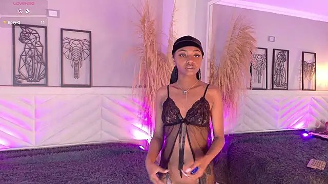 amy miller1 online show from November 24, 8:31 pm