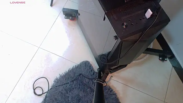 amy miller1 online show from April 13, 8:35 pm