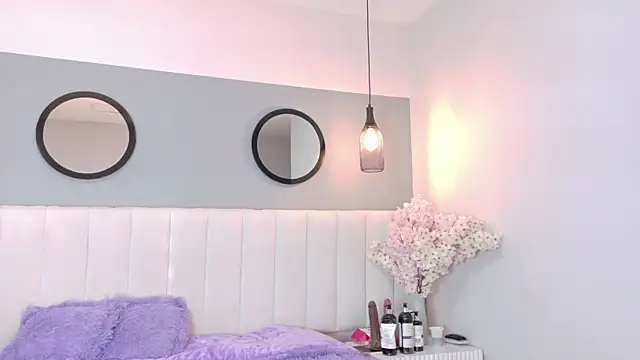 amy miller1 online show from February 8, 12:03 pm