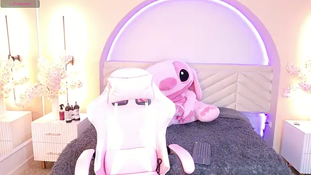 amy miller1 online show from March 8, 12:08 pm