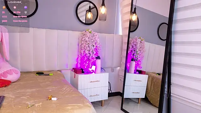 amy miller1 online show from February 12, 8:08 pm