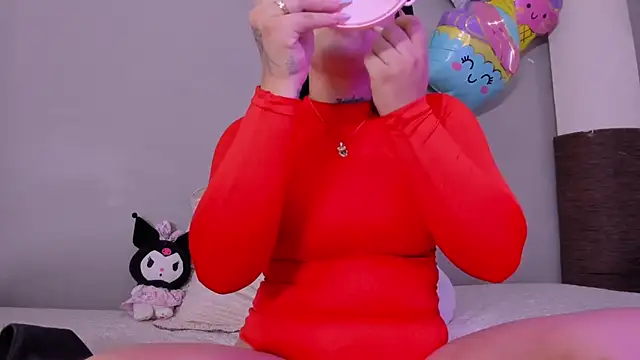 Snapshot of melody_blossom_ chatting on November 6, 8:13 pm melody blossom online show from November 6, 8:13 pm