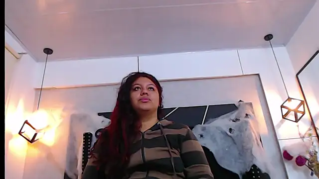 CloeStron online show from October 22, 10:58 am