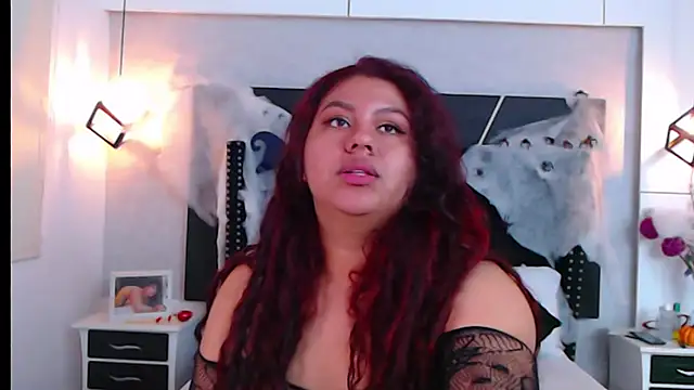 CloeStron online show from October 20, 3:12 pm