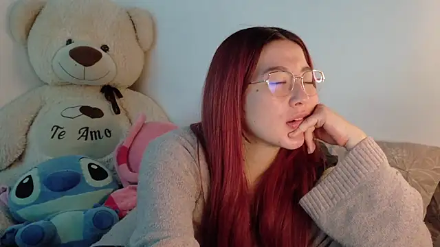 Snapshot of lunnaa_ chatting on November 29, 5:40 am lunnaa online show from November 29, 5:40 am