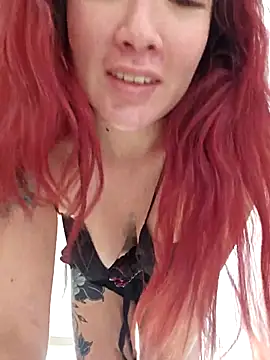 Snapshot of lunnaa_ chatting on March 1, 7:03 pm lunnaa online show from March 1, 7:03 pm