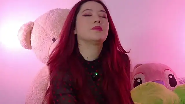 Snapshot of lunnaa_ chatting on February 13, 1:38 am lunnaa online show from February 13, 1:38 am