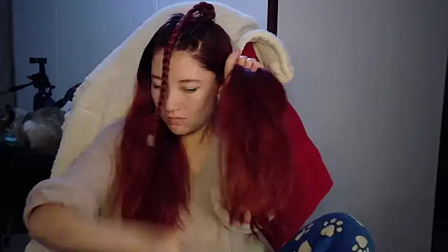 Snapshot of lunnaa_ chatting on October 24, 4:22 am lunnaa online show from October 24, 4:22 am