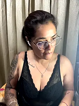 Snapshot of Camila_Garcia_ chatting on September 21, 6:29 am Camila Garcia online show from September 21, 6:29 am
