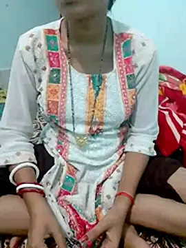 Snapshot of desimalai28 chatting on July 13, 5:56 pm desimalai28 online show from July 13, 5:56 pm