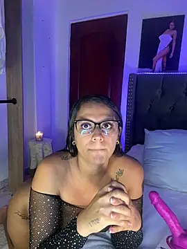 ema zoe online show from March 21, 12:01 am