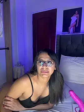 ema zoe online show from March 25, 12:00 am