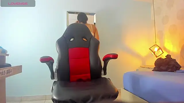 Snapshot of ALISSON_BARKER chatting on October 27, 12:17 pm ALISSON BARKER online show from October 27, 12:17 pm