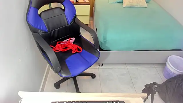 Snapshot of ALISSON_BARKER chatting on November 29, 12:16 pm ALISSON BARKER online show from November 29, 12:16 pm