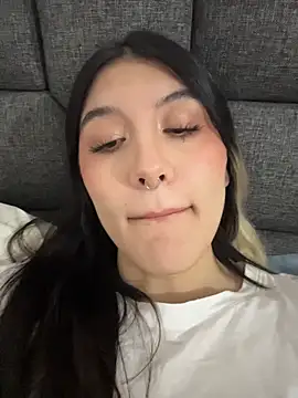 Sweetlolita online show from December 19, 11:18 pm