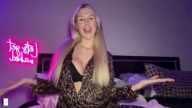 ChelseaCheeky online show from September 25, 2:39 am