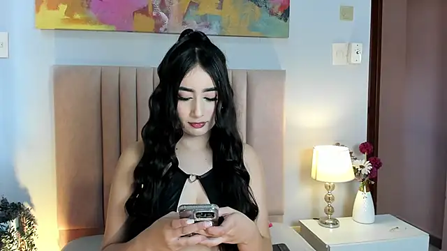 SerenaAveline online show from October 25, 9:37 pm