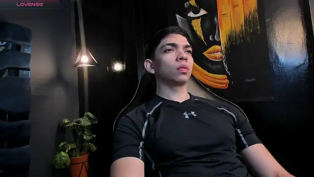 Eryonbradley online show from December 3, 11:20 am