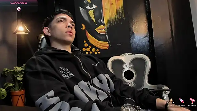 Eryonbradley online show from October 27, 11:22 am